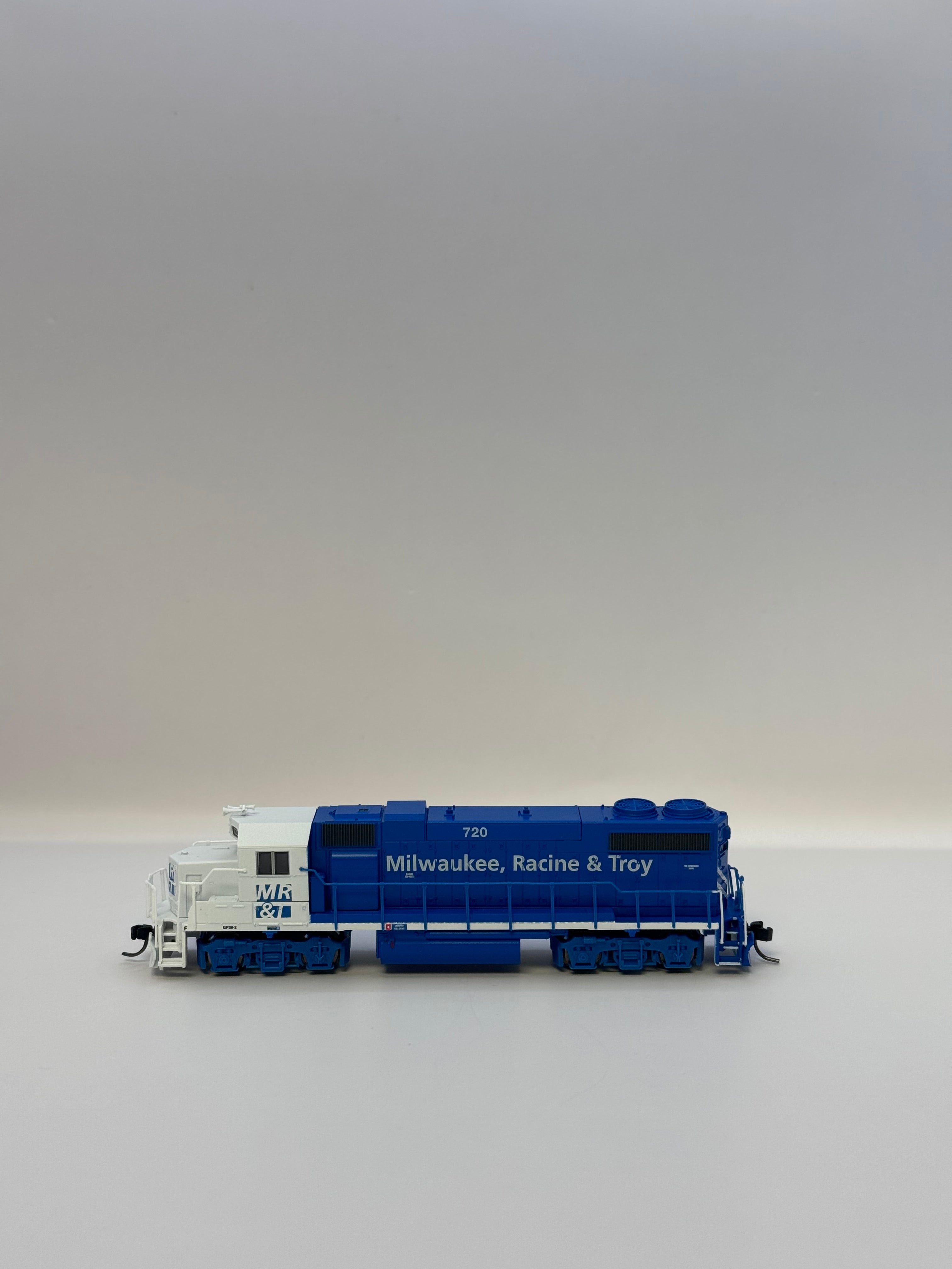 Model Trains: Explore Scales, Sets, and Accessories – Trains.com Store